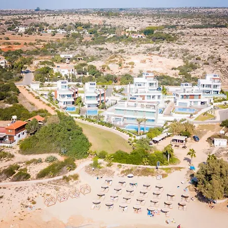 Sea Pearl Beachfront - Anemone