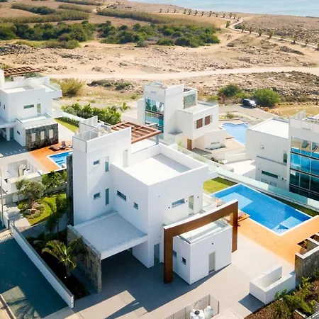 فيلة Sea Pearl Beachfront - Anemone