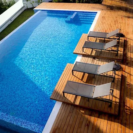 Sea Pearl Beachfront - Anemone