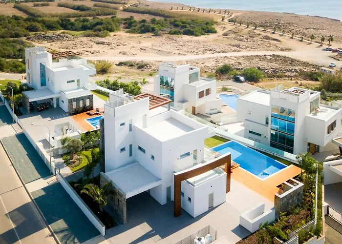 Vila Sea Pearl Beachfront - Anemone