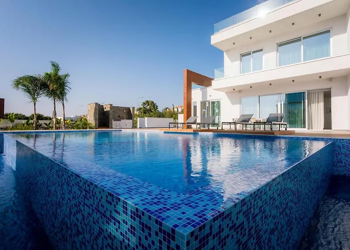 Vila Sea Pearl Beachfront - Anemone *