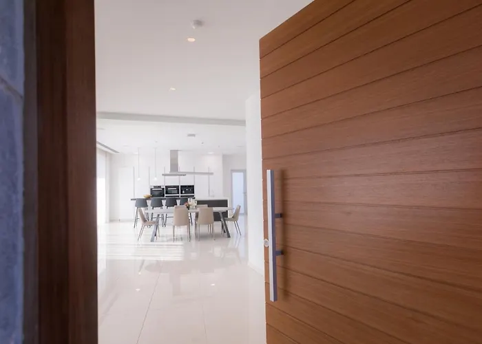 Vila Sea Pearl Beachfront - Anemone