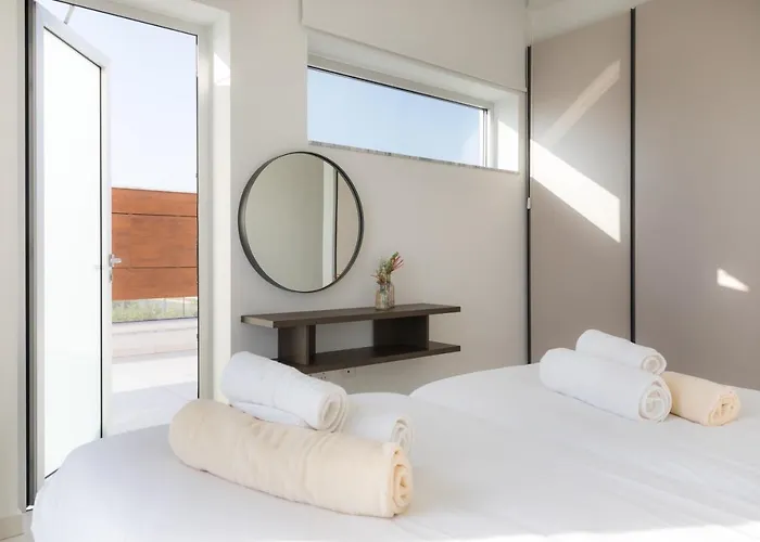 Sea Pearl Beachfront - Anemone Vila