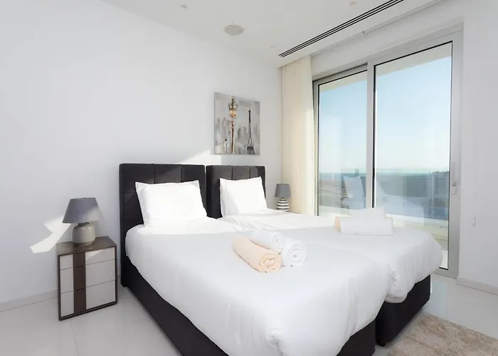 Sea Pearl Beachfront - Anemone *