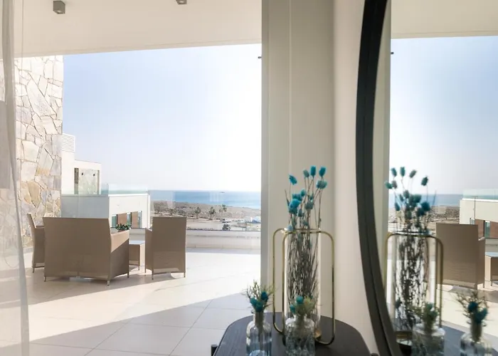 Vila Sea Pearl Beachfront - Anemone