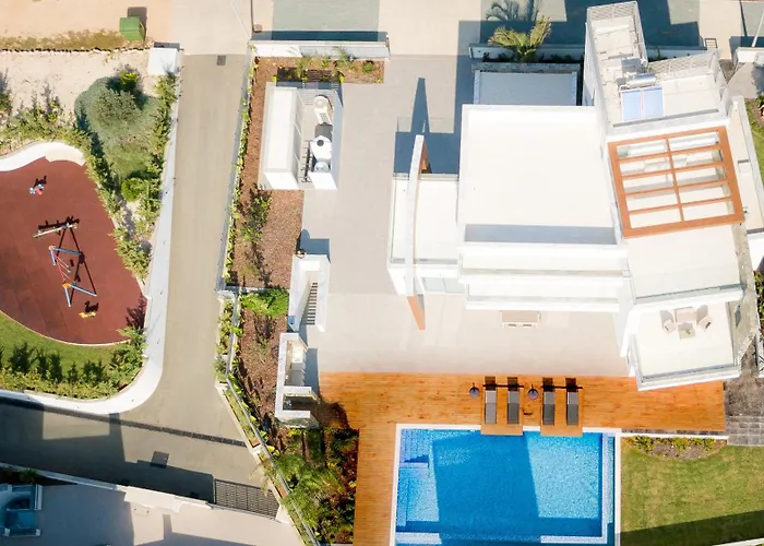 Vila Sea Pearl Beachfront - Anemone Ayia Napa